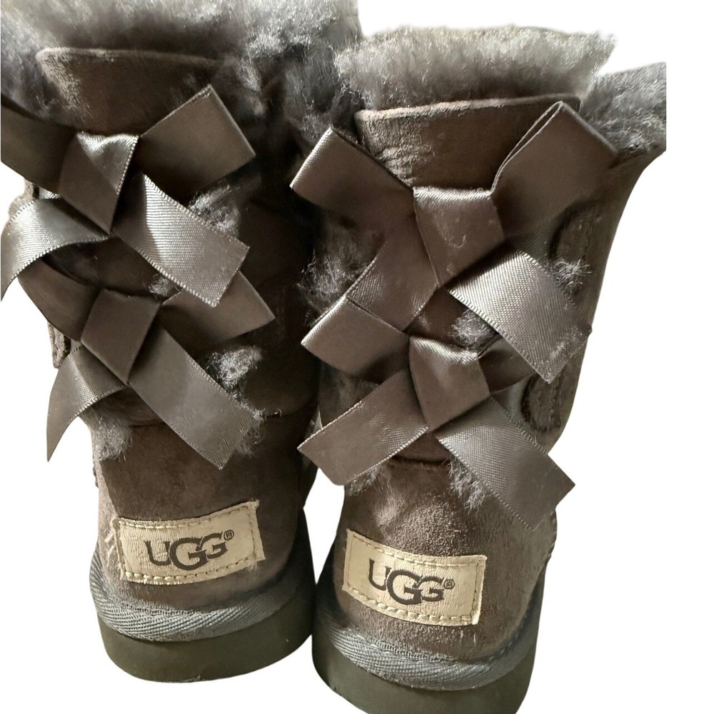 UGG Bailey‎ Bow II Grey Suede Sheepskin Boots Kids Toddler Size 9 3280T